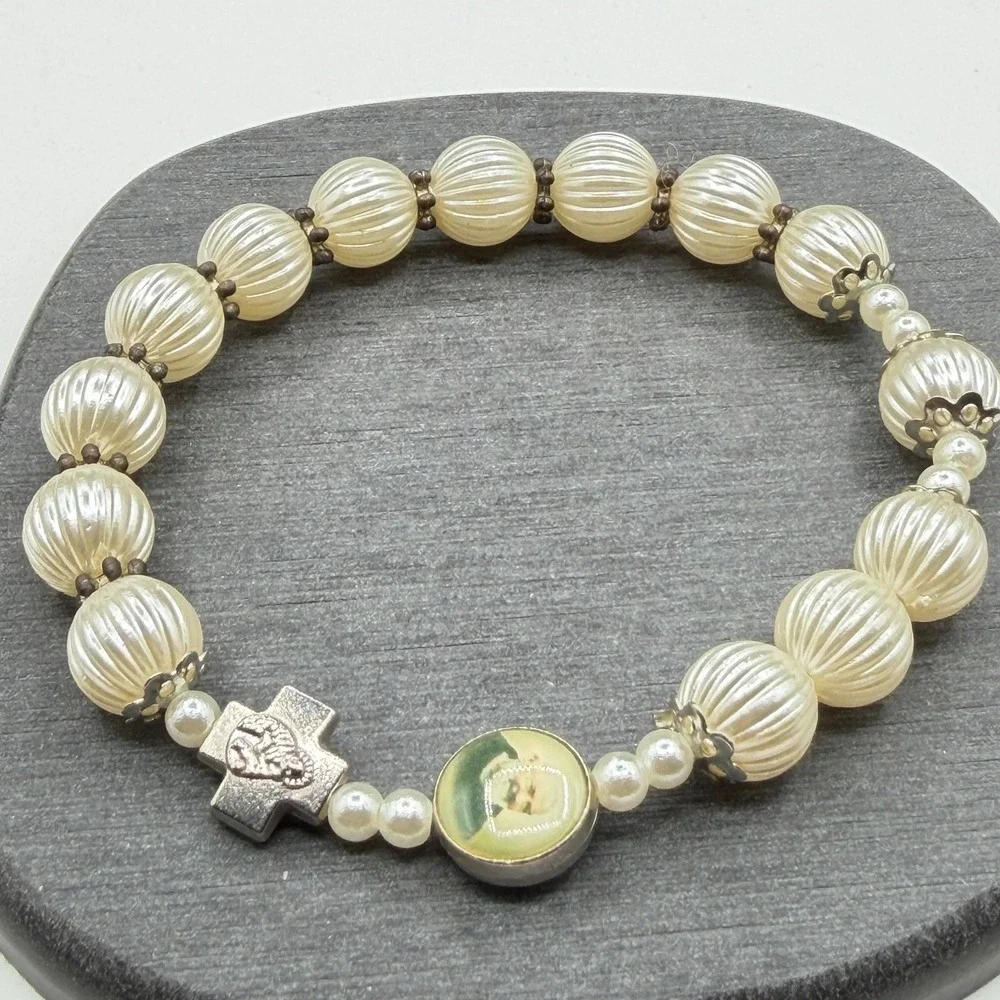 Catholic Devotional Cross Portrait Cream Faux Pearl Stretch Bracelet Religious